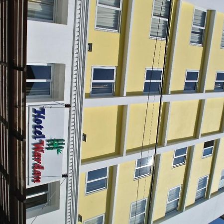 Hotel Wardan Rangoon Buitenkant foto
