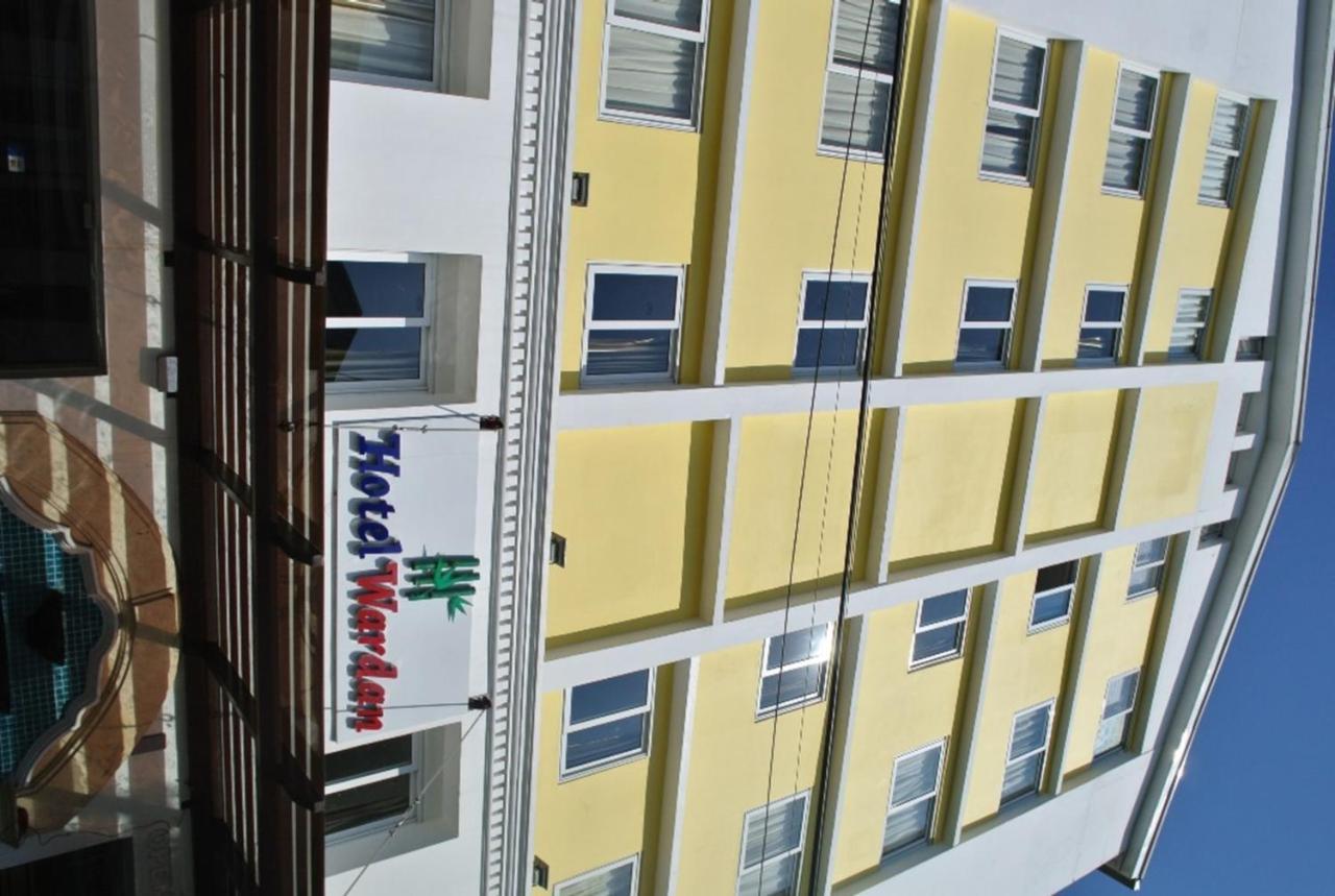 Hotel Wardan Rangoon Buitenkant foto