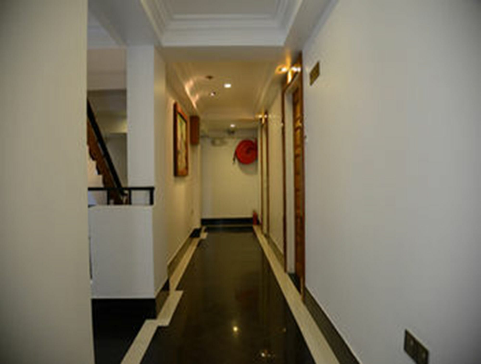 Hotel Wardan Rangoon Buitenkant foto