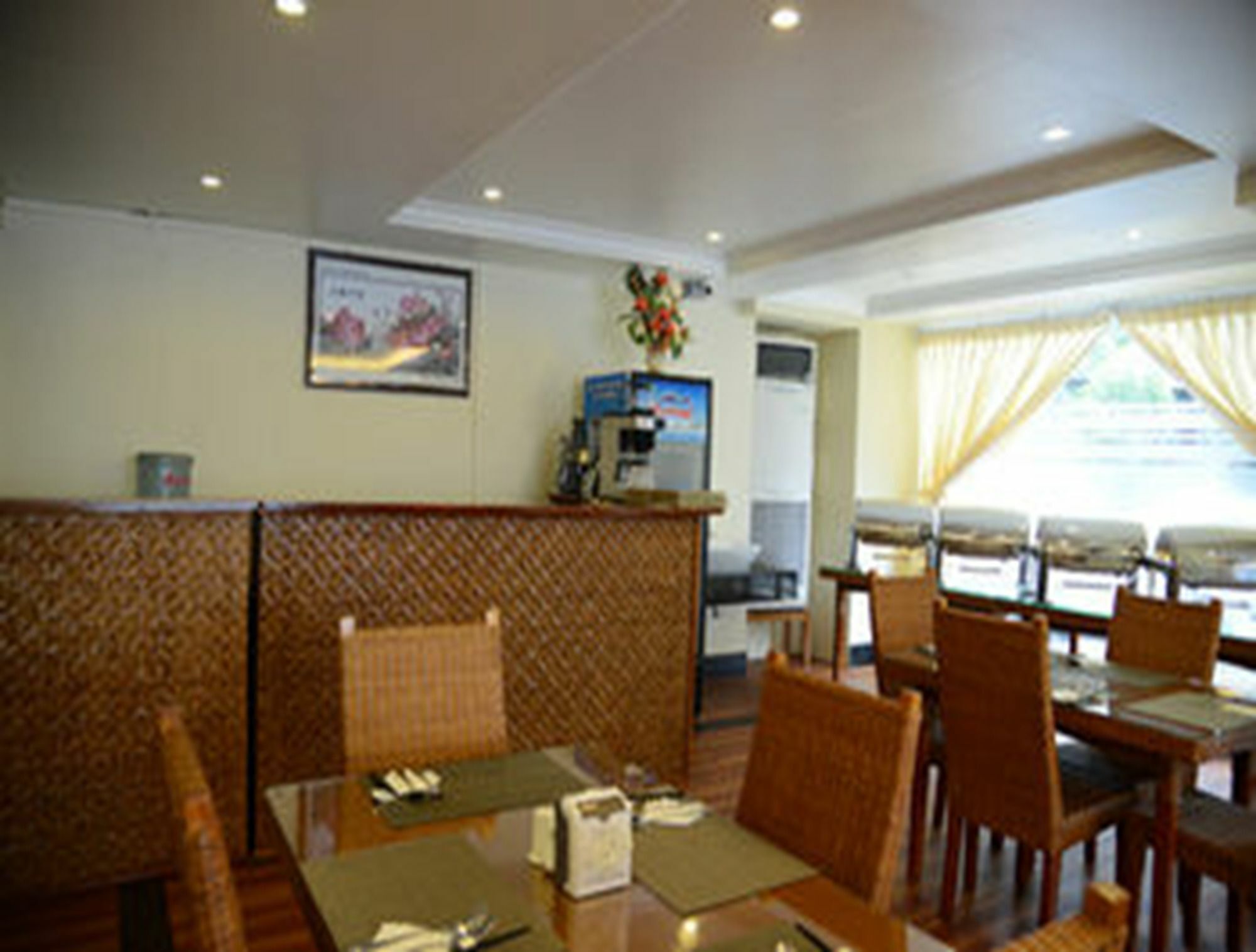 Hotel Wardan Rangoon Buitenkant foto