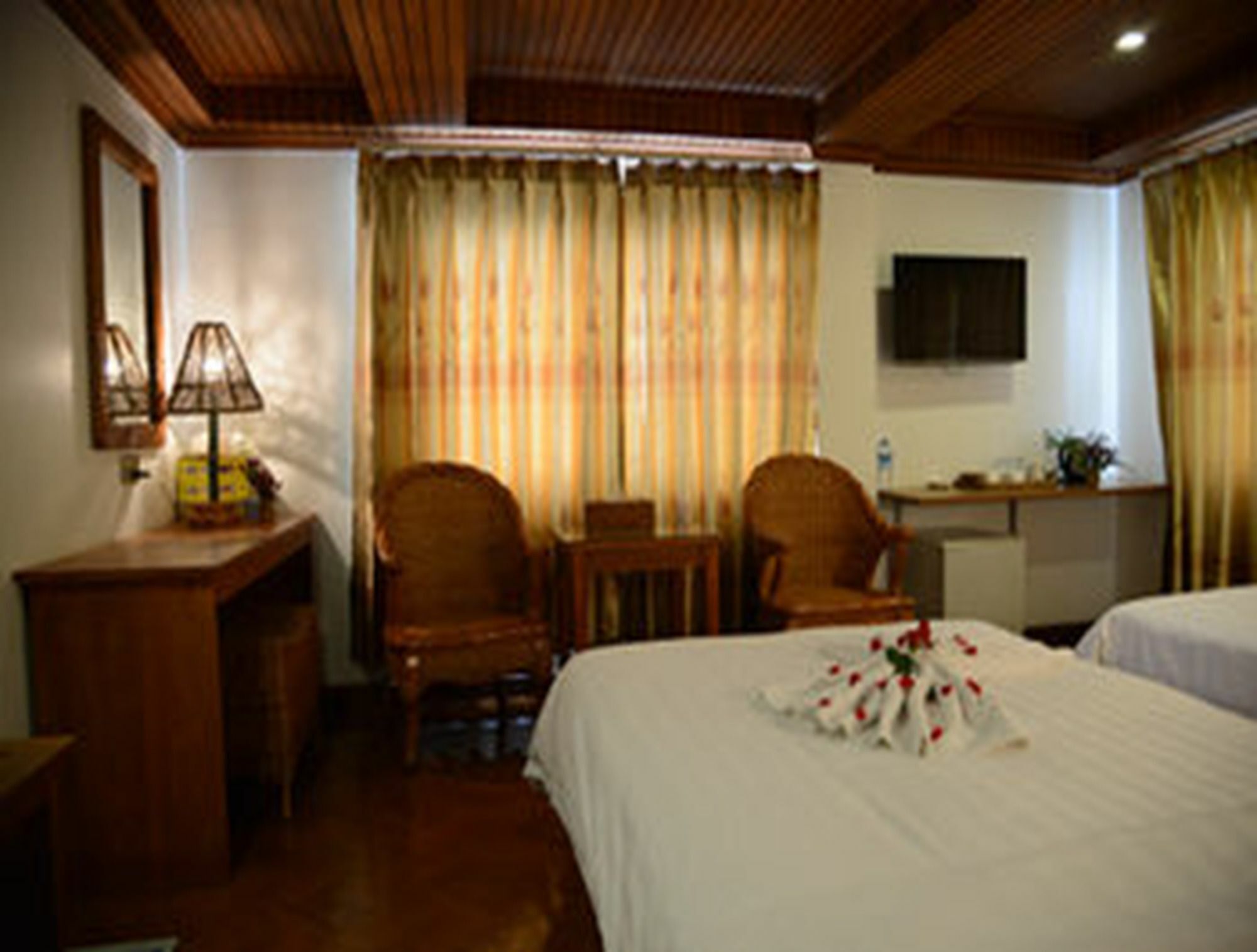 Hotel Wardan Rangoon Buitenkant foto